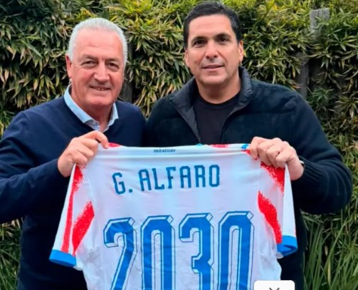 Gustavo-Alfaro-seguira-en-Paraguay.